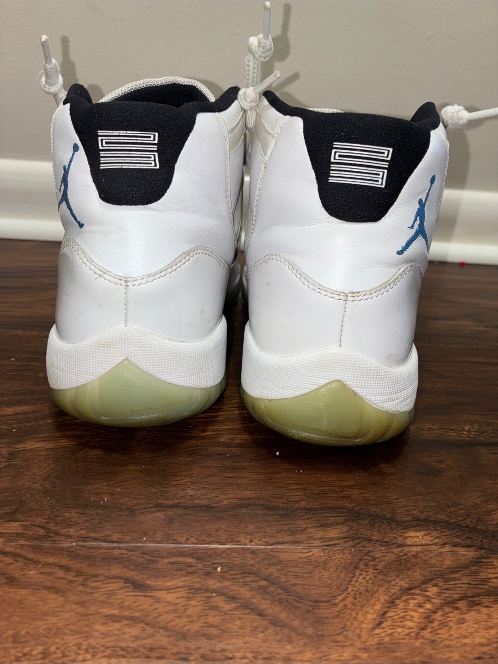 Jordan White and Black Retro High-Top Sneakers - Picture 6 of 7